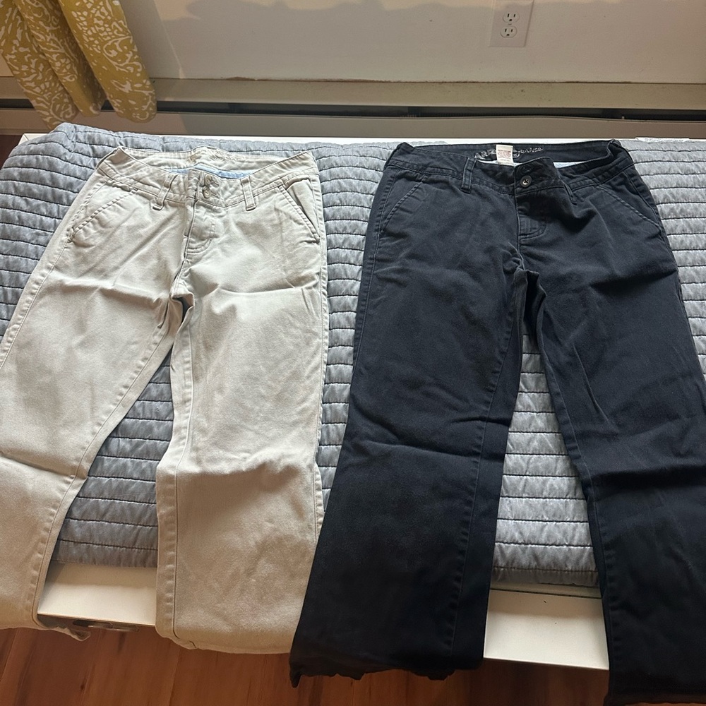 Arizona Jean Company Beige Shorts